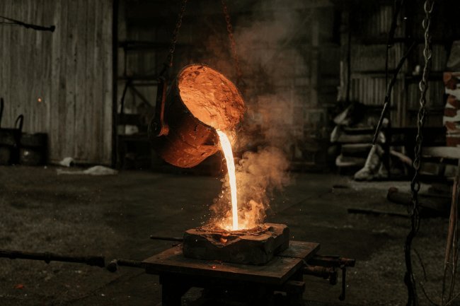 Solver Stability in Free-Surface Casting Simulations